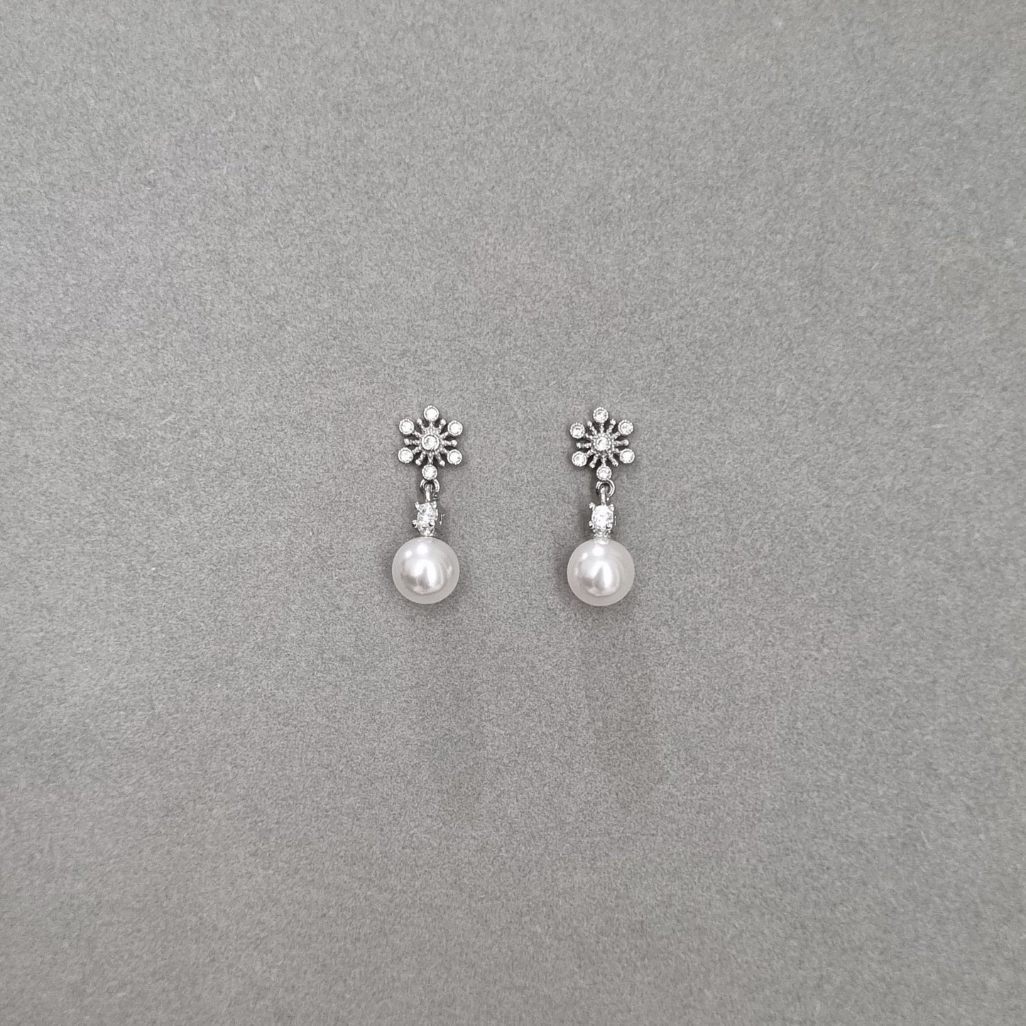 E460 Earrings - THREDS