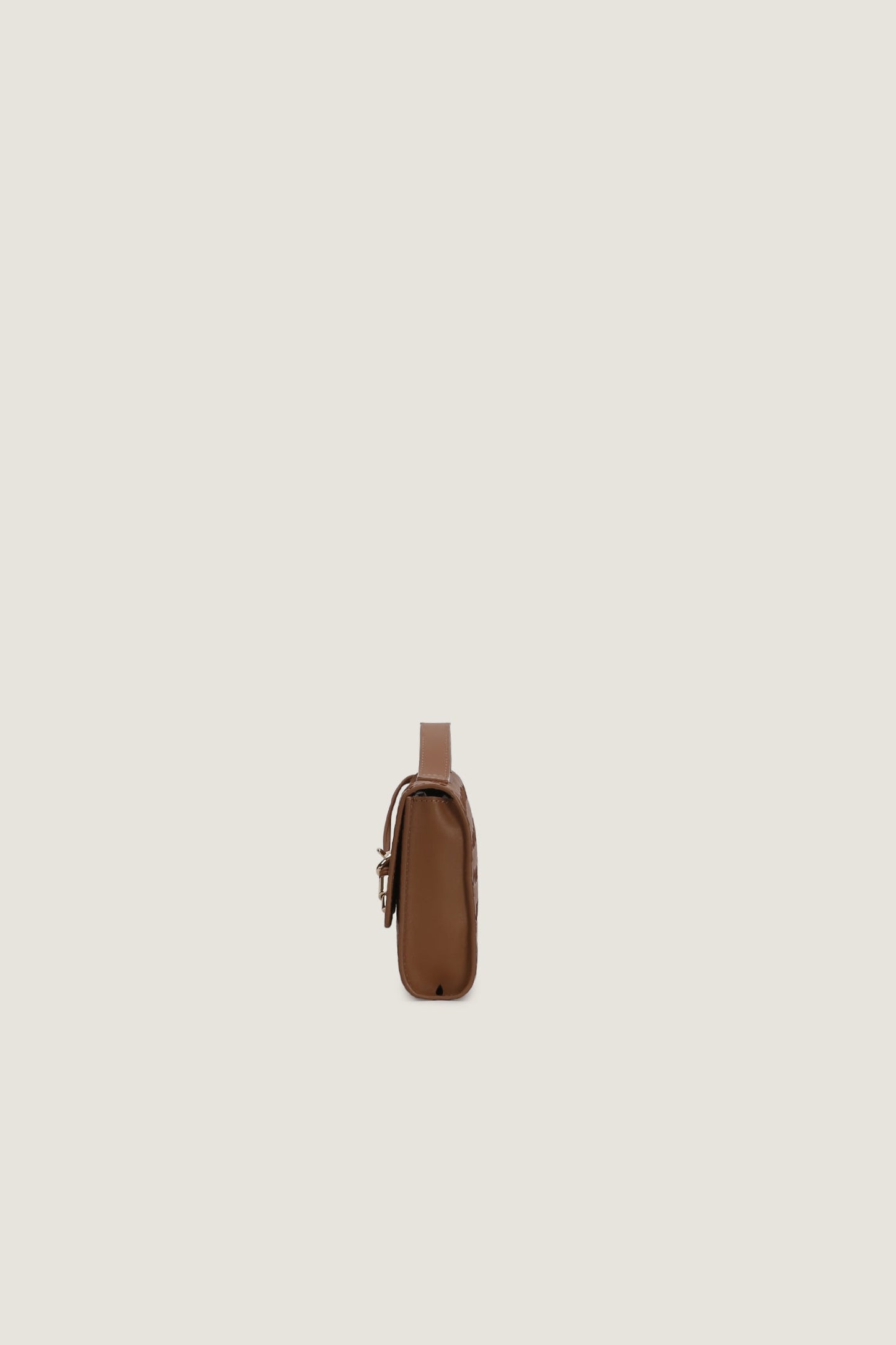 Andiamo Clutch - THREDS