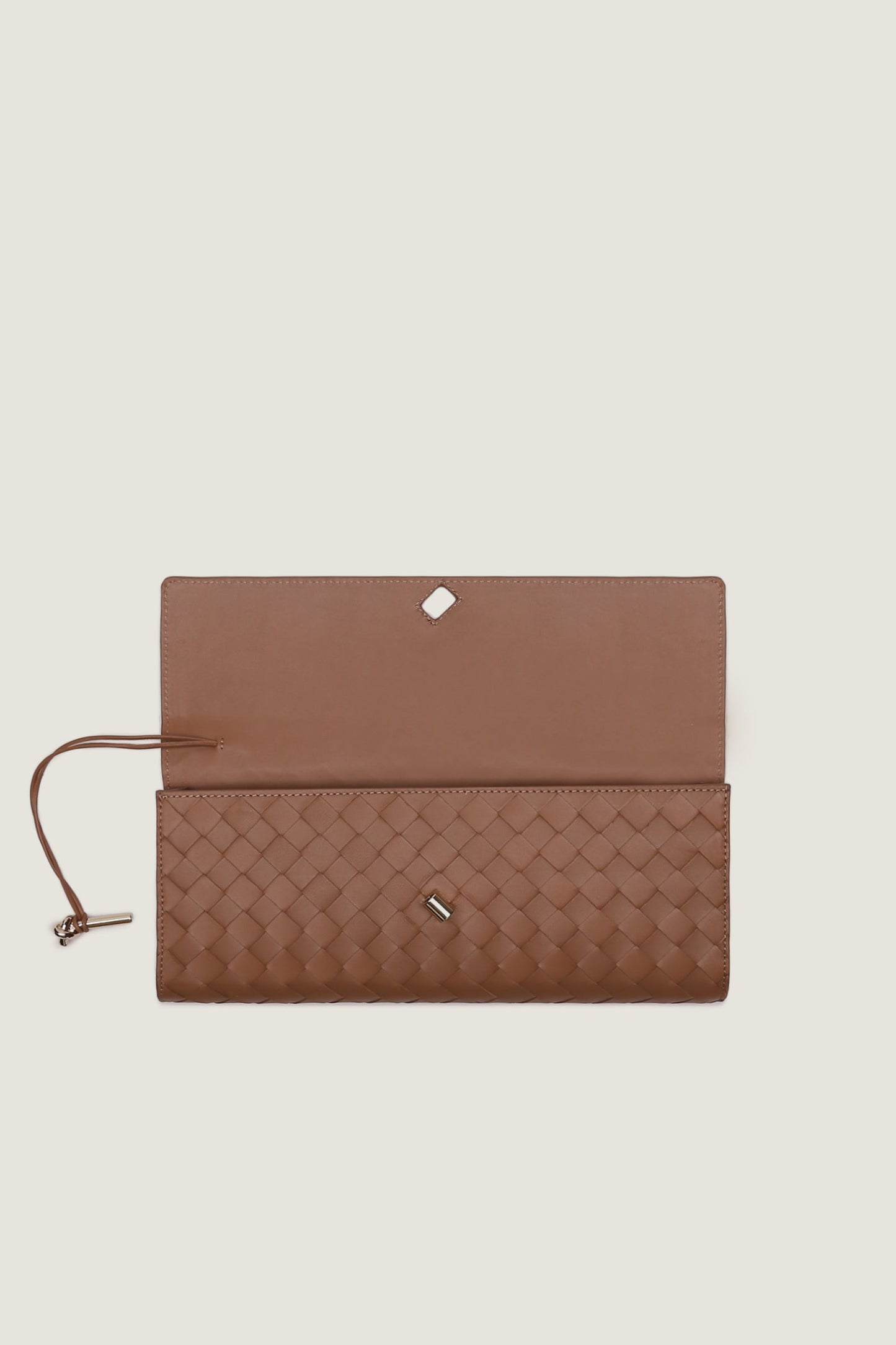Andiamo Clutch - THREDS