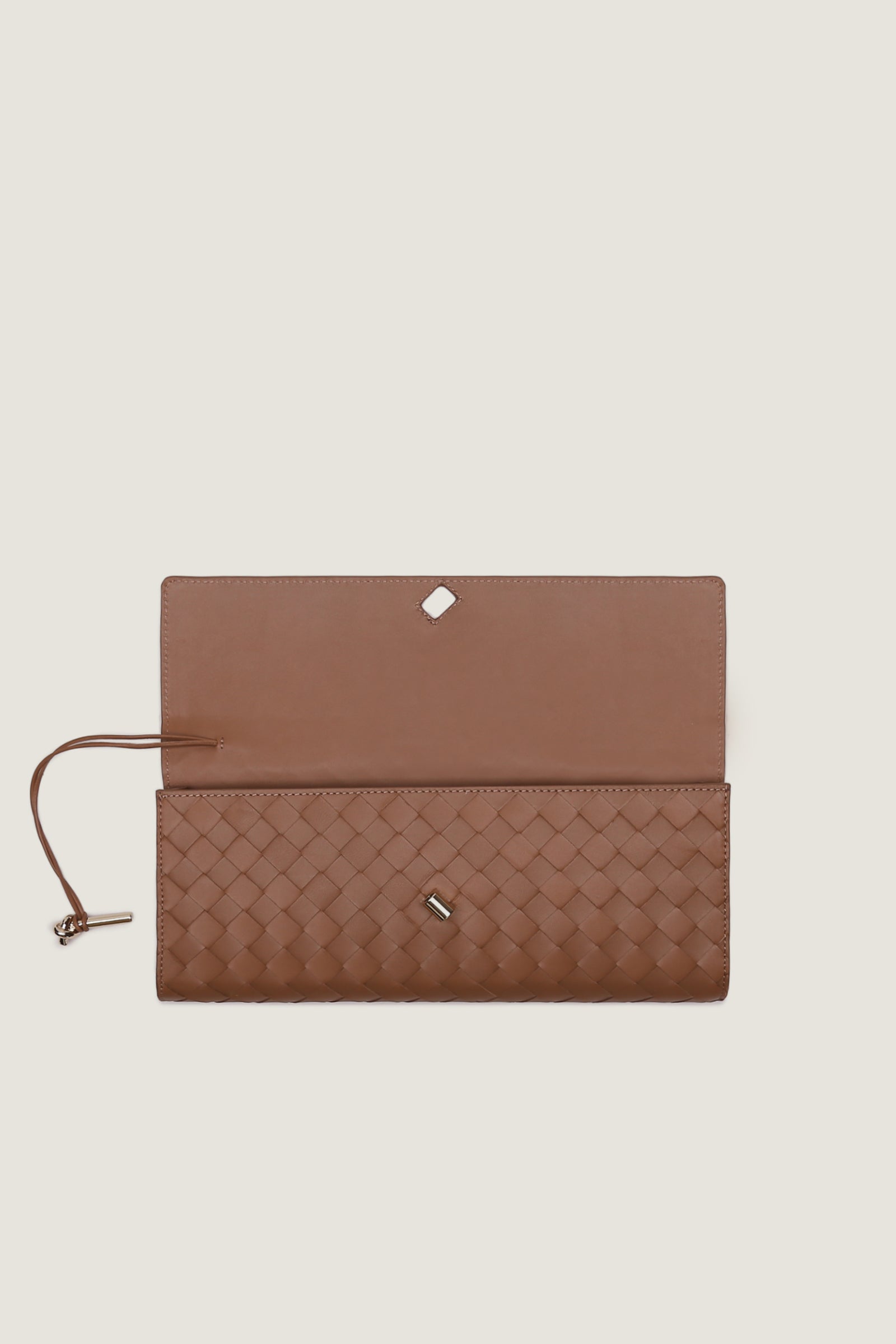 Andiamo Clutch - THREDS