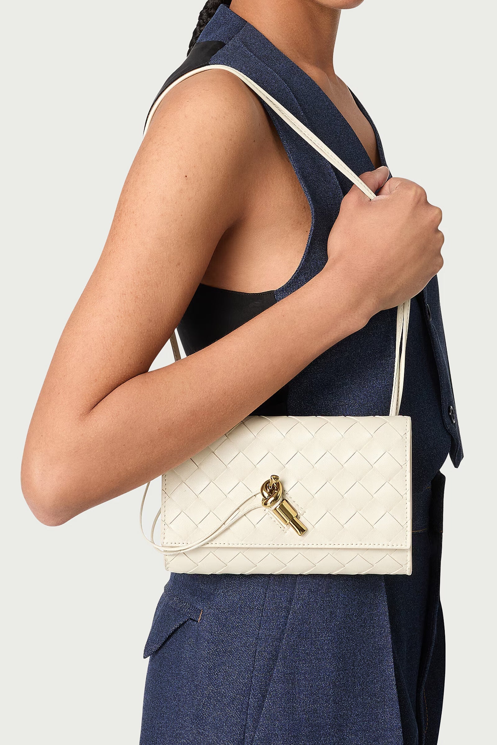 Andiamo Pouch - THREDS