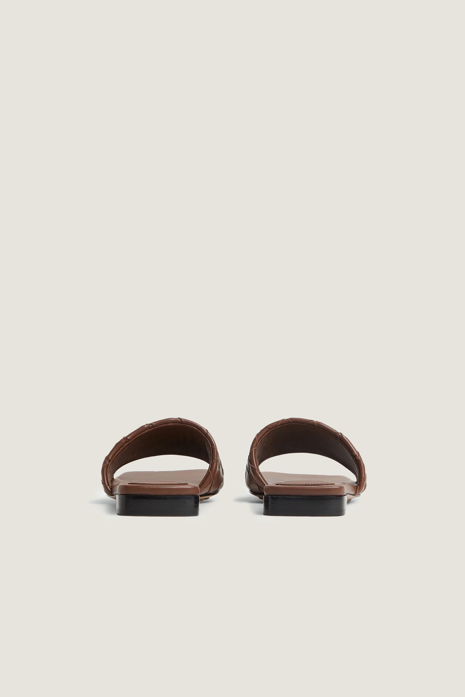 Parco Flat Mule - THREDS