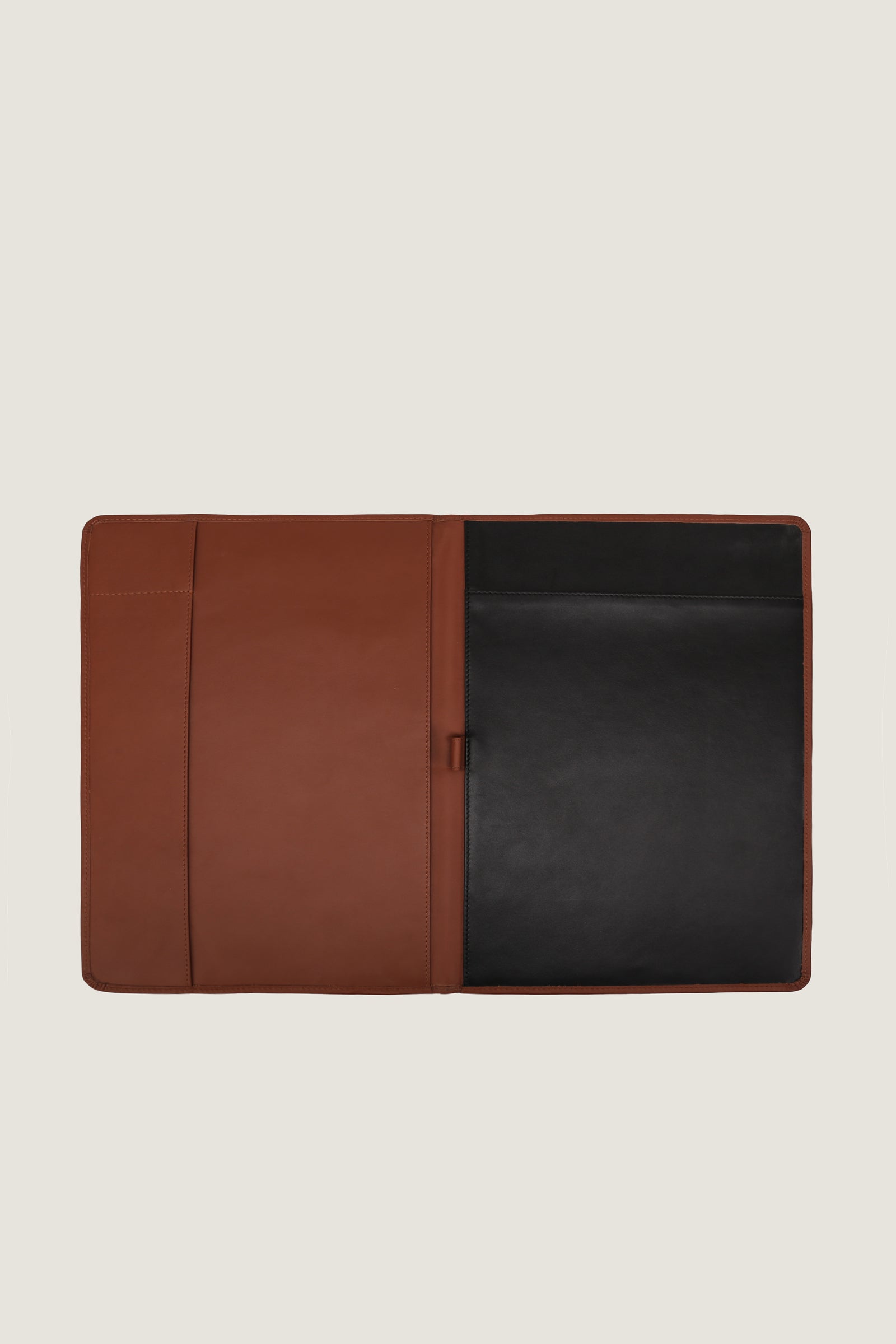 Document Leather Sleeve - THREDS
