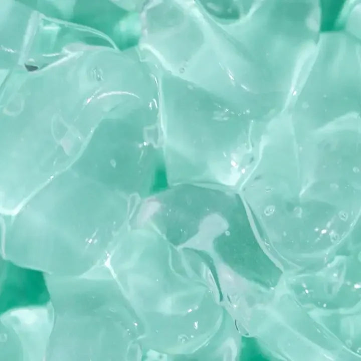 Combat dryness and irritation after shaving with aloe vera gel