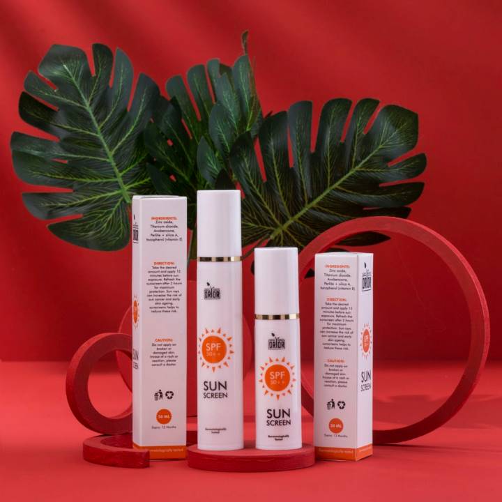 Sunscreen or sunblcok cream