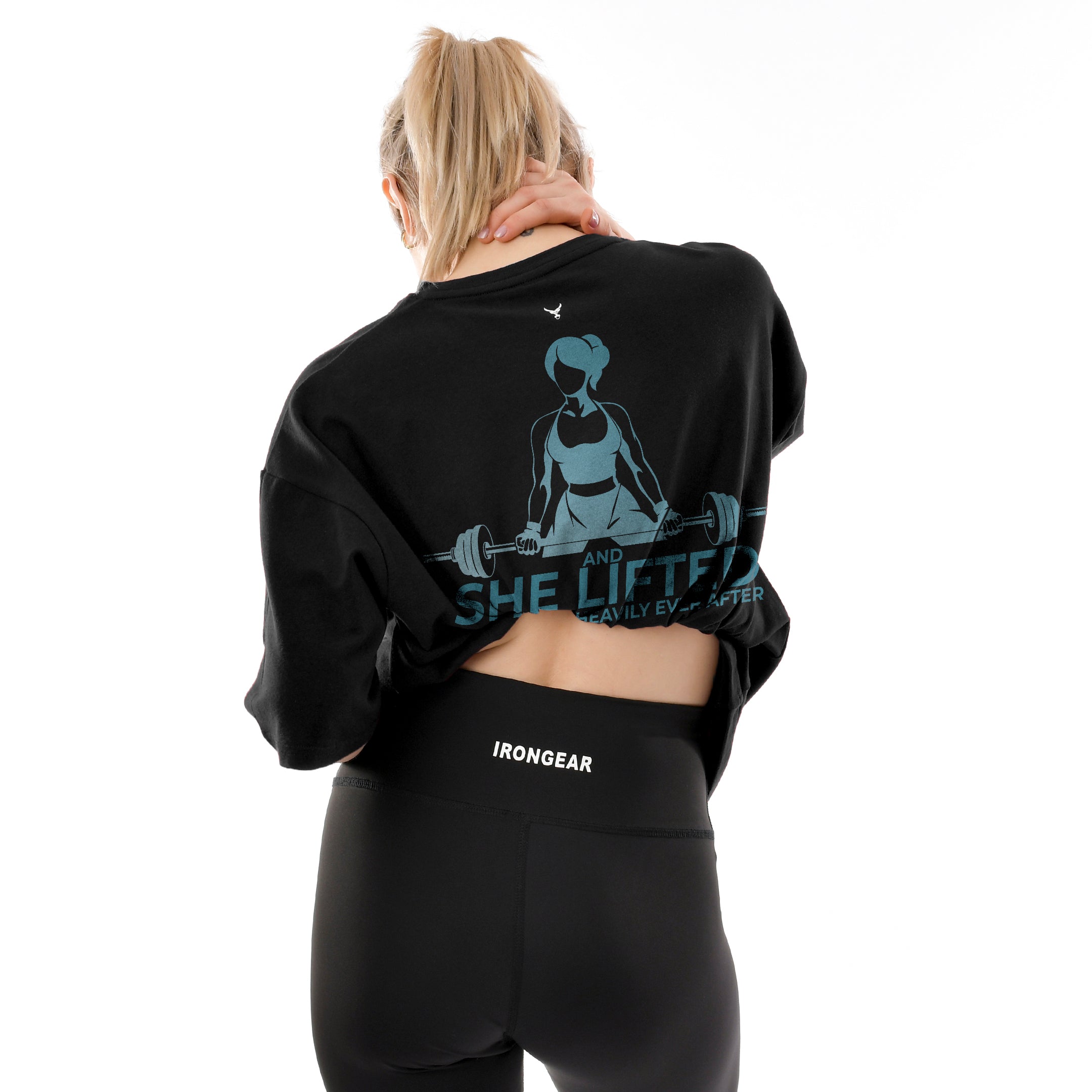 She Lifted Women's Oversized Tee - THREDS